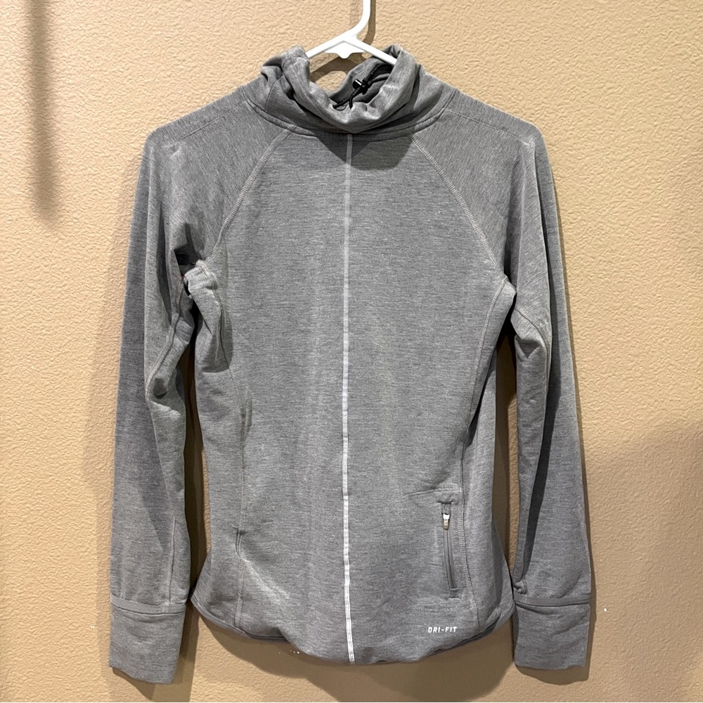 NIKE DRI-FIT WOMEN TURTLE NECK SWEATSHIRT